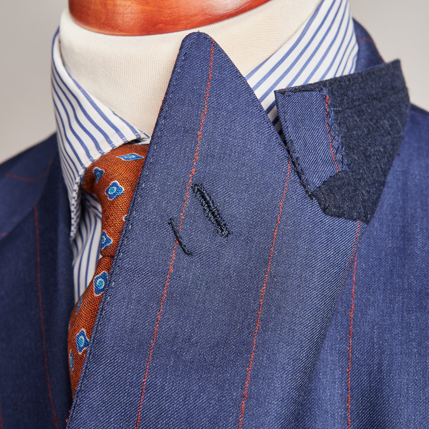 Suit - Wool - Blue - Red striped